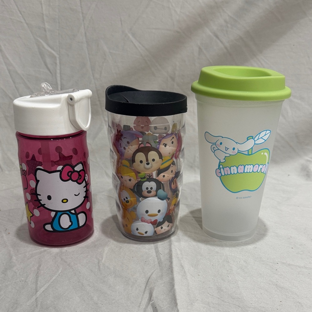 Hello Kitty, Cinnamoroll and Tsum Tsum Tumbler bundle Set